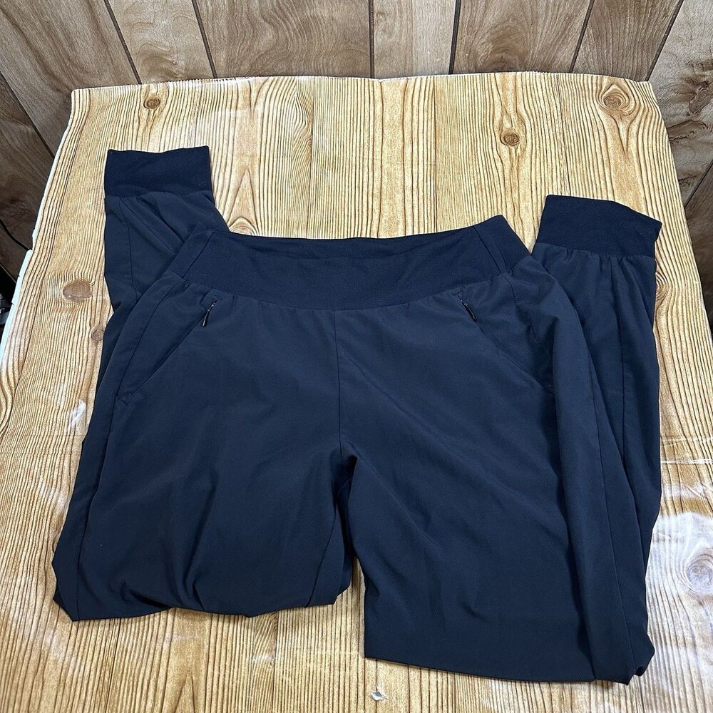 Athleta‎ Women’s Black Jogger Pants Size 8 Pull On Stretch Travel Athleisure